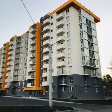 Смарт Квартира В Новострое У Метро Дворец Спорта خاركيف المظهر الخارجي الصورة